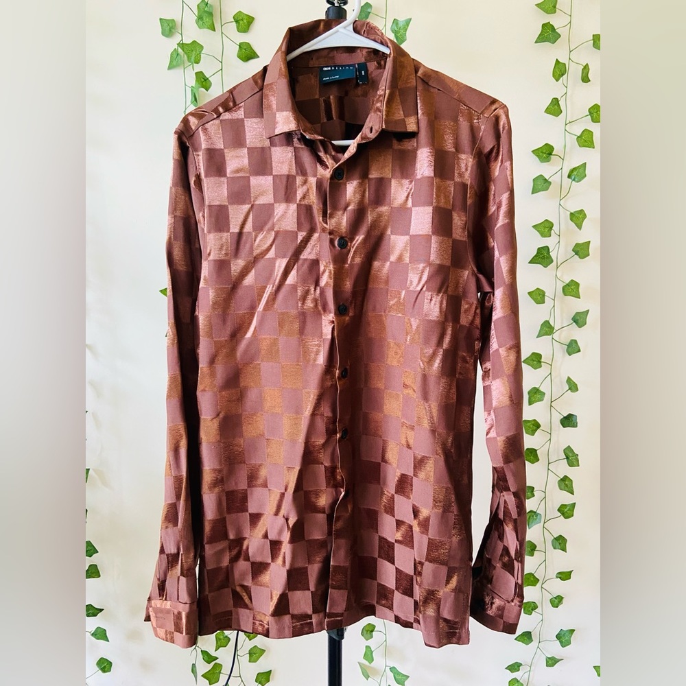 ASOS DESIGN regular shirt in checkerboard satin jacquard